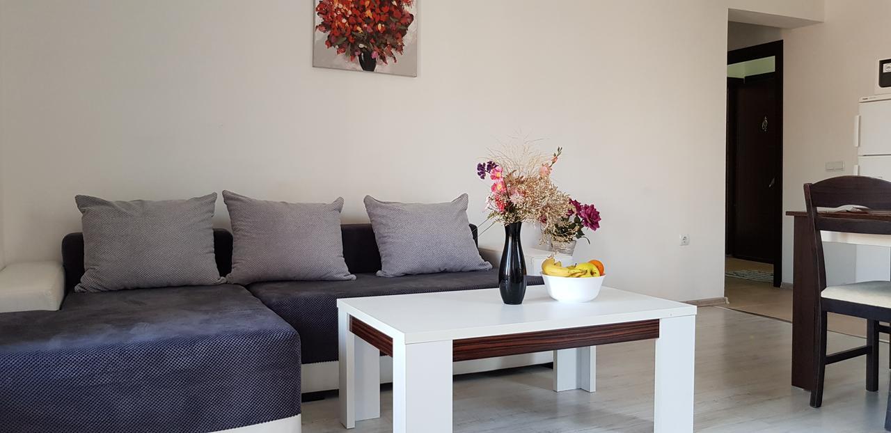 Family Aparthotel Vintegra Burgas Exterior photo