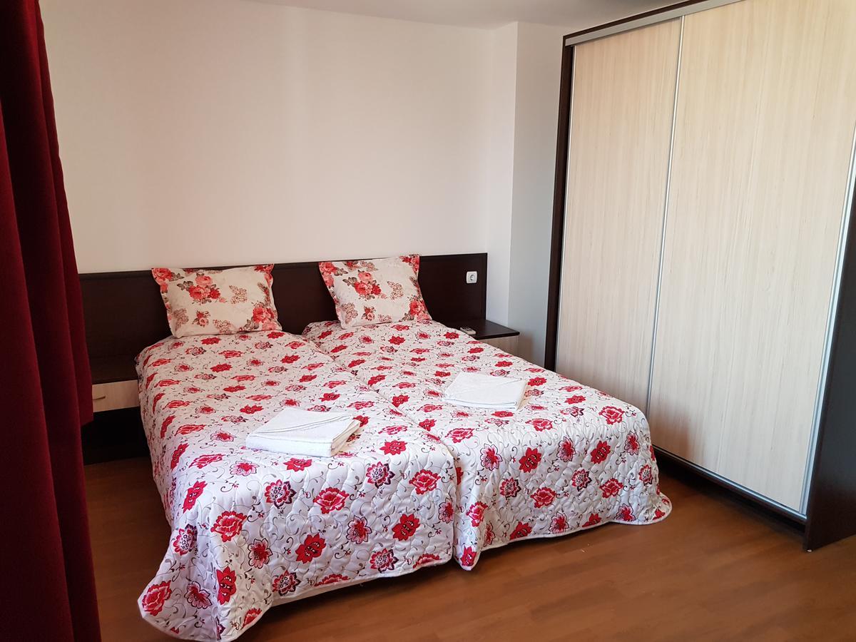 Family Aparthotel Vintegra Burgas Exterior photo
