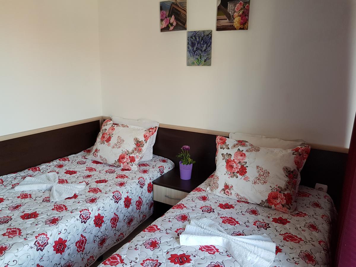 Family Aparthotel Vintegra Burgas Exterior photo