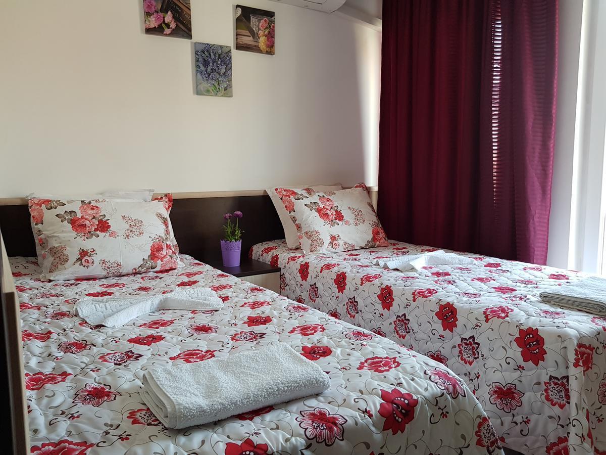 Family Aparthotel Vintegra Burgas Exterior photo