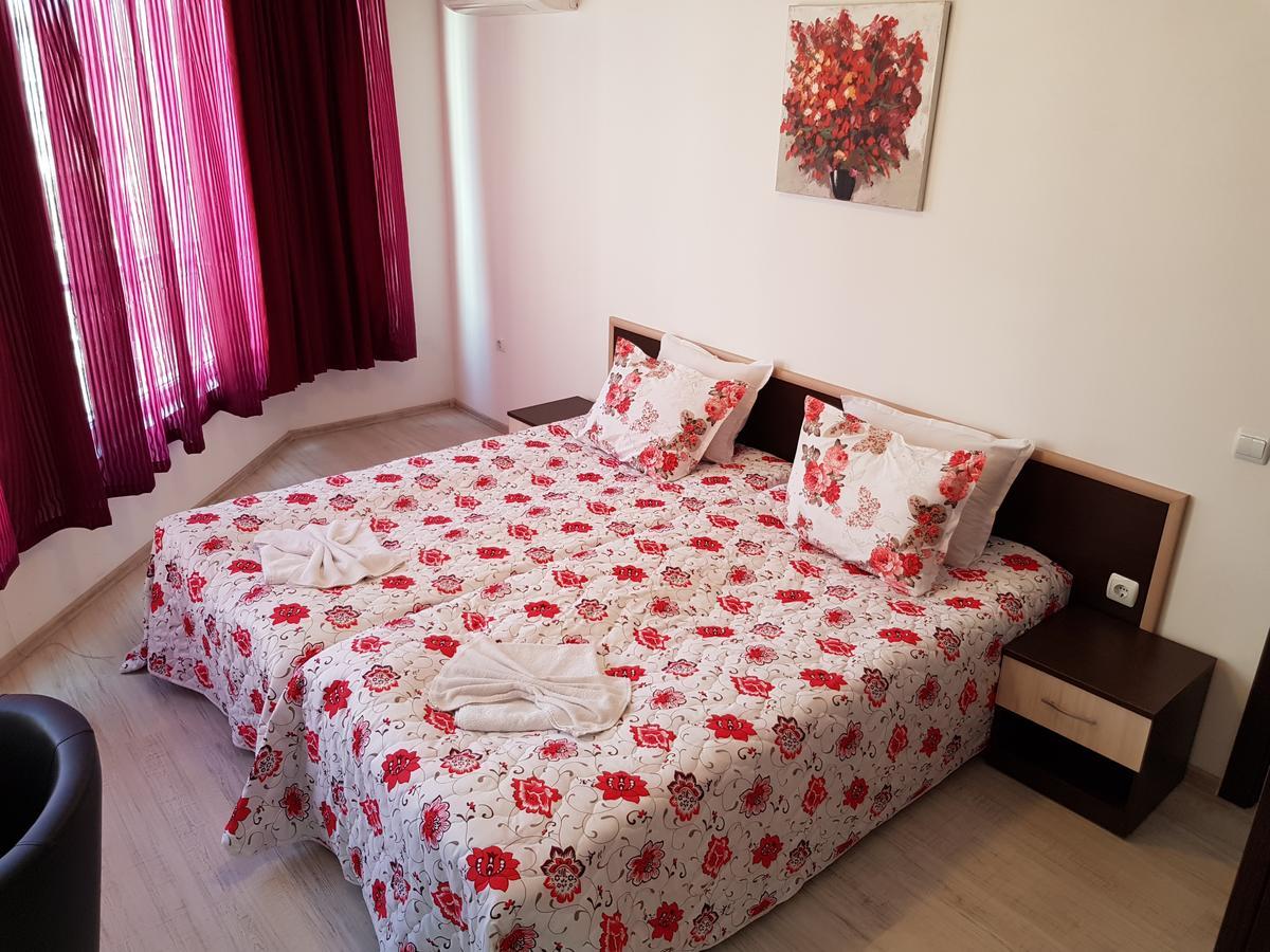 Family Aparthotel Vintegra Burgas Exterior photo