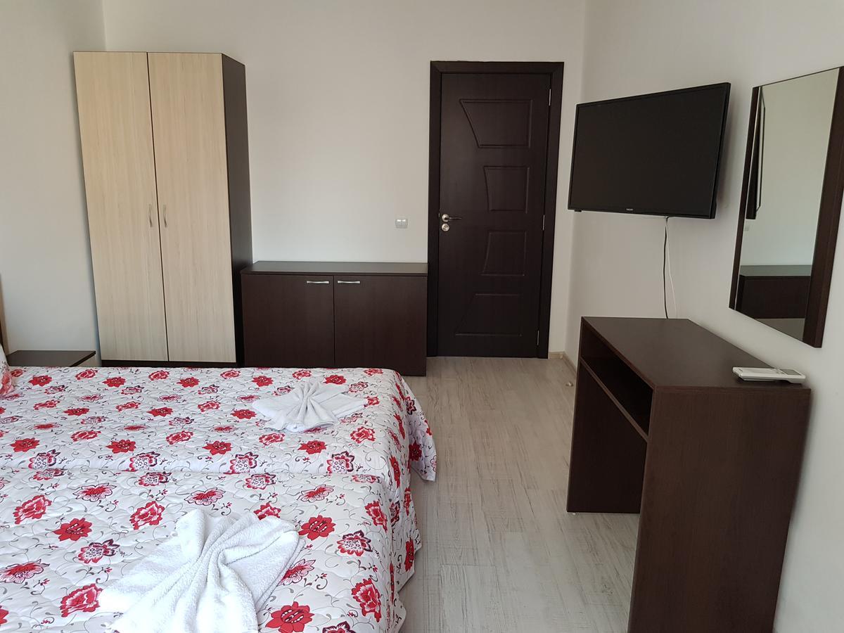 Family Aparthotel Vintegra Burgas Exterior photo
